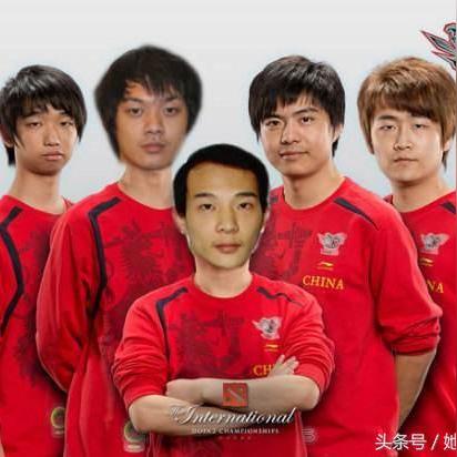 高人气传奇世界发布网真能避开鬼服？2025年实测防坑指南