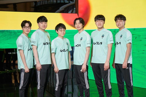 传奇sf主播带队服TOP5,靠谱吗?玩家实测教您选对私服不踩坑 传奇sf主播带队服TOP5,靠谱吗?玩家实测教您选对私服不踩坑