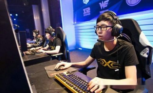 主播带队的传奇sf靠谱吗？2025年私服玩家必知爆款防坑实战