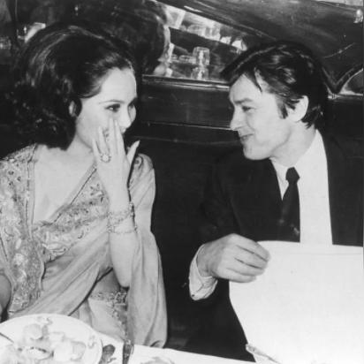 《绝地求生》精准落点攻略：揭秘最佳跳伞地点，助你吃鸡如鱼得水