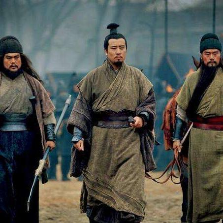 三国战略游戏：畅享真实三国战争体验，打造你的霸业