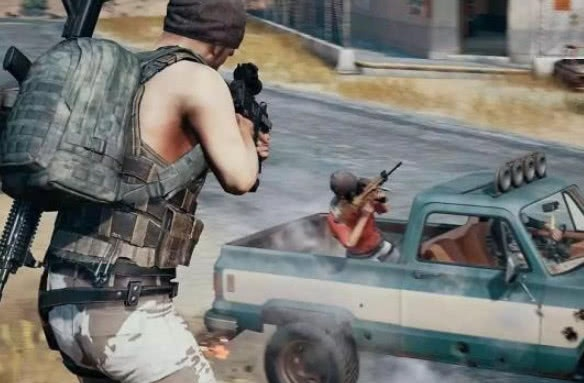 《绝地求生》职业选手独门秘籍：吃鸡必备战斗技巧解析