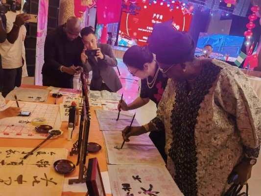 探秘祖国的传统文化：从书法到茶道的非凡传承