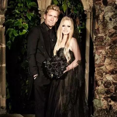 古堡派对手游推荐：一起探索神秘城堡！