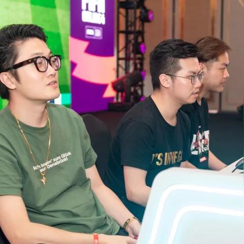 FIFA15 UT14英超球星盘点:揭秘新赛季最佳阵容! FIFA15 UT14英超球星盘点:揭秘新赛季最佳阵容!