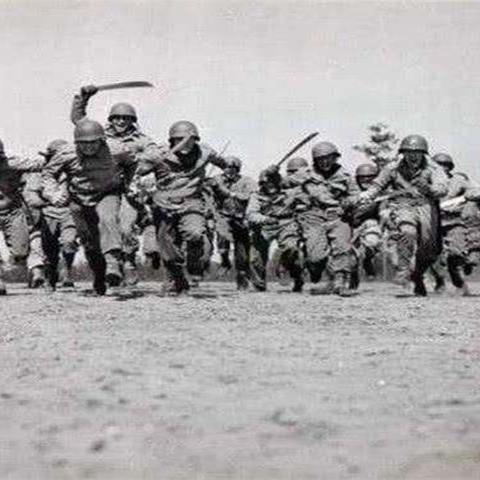 堡垒之夜近身战视角卡身自救攻略，解锁全新操作技巧