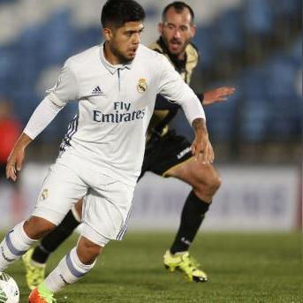 FIFA18攻略:深度解析官方说明书与操作技巧,解锁全新游戏模式 FIFA18攻略:深度解析官方说明书与操作技巧,解锁全新游戏模式