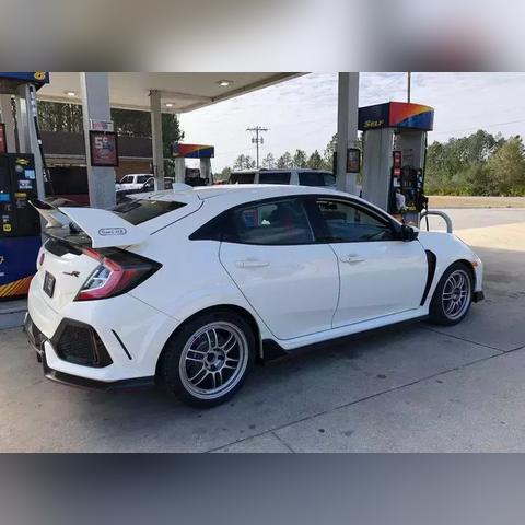 绝地求生R城攻略:高效搜索路线+实战打法解析 绝地求生R城攻略:高效搜索路线+实战打法解析