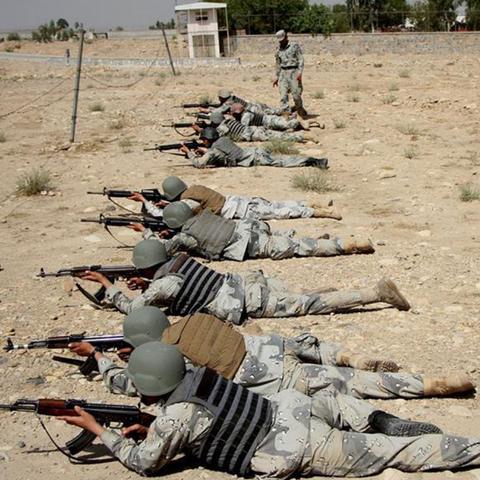 《绝地求生》武器伤害一览:全面解析枪械威力排行攻略 《绝地求生》武器伤害一览:全面解析枪械威力排行攻略