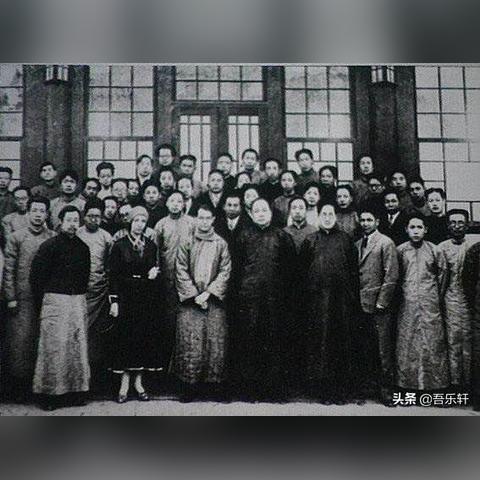 独家揭秘！新月同行周年狂欢福利码，限时抢兑，福利翻倍！