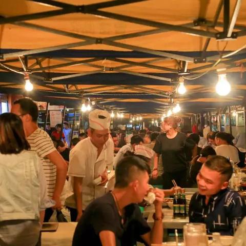 《寻找伪人》揭秘:白昼探险与夜幕奇遇,解锁双重游戏体验 《寻找伪人》揭秘:白昼探险与夜幕奇遇,解锁双重游戏体验