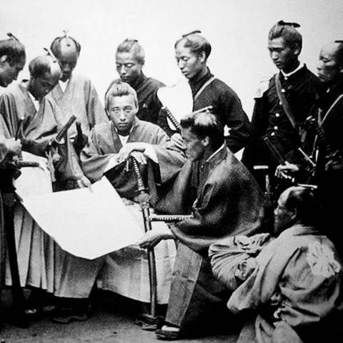 《胜利女神》豺狼培养攻略：PVP强队搭配技巧揭秘，助你战力飙升