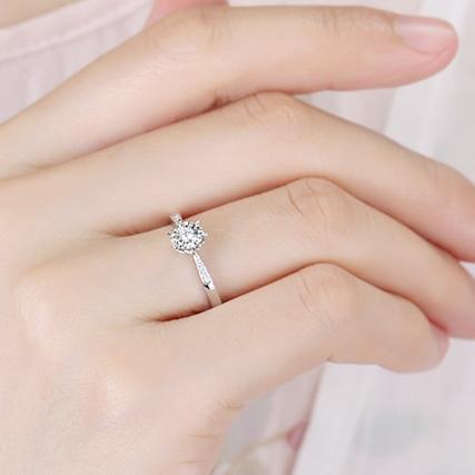 钻石，闪耀在时光长河中的璀璨传奇