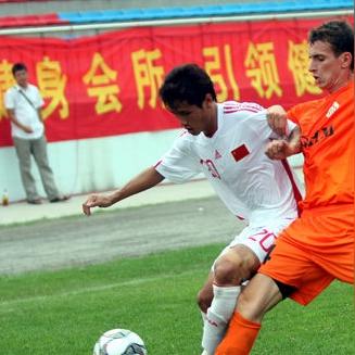 《光与影》33号远征队独享！双弧刀获取攻略+属性解析，助你轻松升级