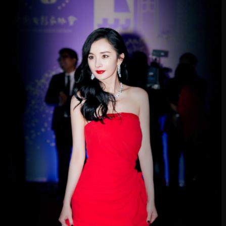 《光与影33号》武器盘点：独家揭秘全新外观亮点