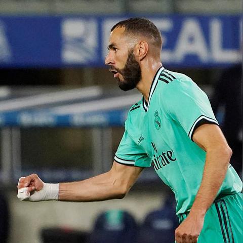 《饿狼传说》C罗连招攻略:掌握群狼之城操作技巧 《饿狼传说》C罗连招攻略:掌握群狼之城操作技巧