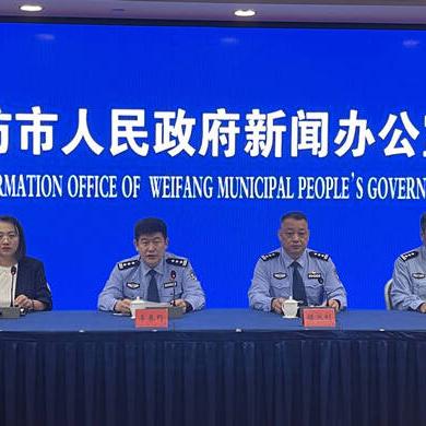 557kk,一部黑色幽默的犯罪片还是一部动作喜剧的杰作？