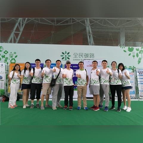 大富翁8简体中文版下载：畅玩经典地产游戏，体验全球竞赛乐趣