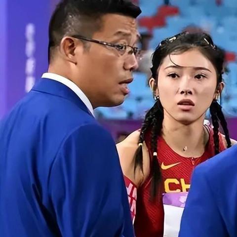 全运赛场泪洒，吴艳妮100米栏亚军致歉教练显担当