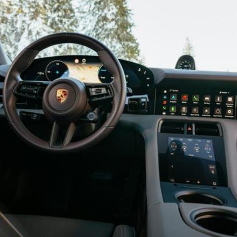 2026保时捷卡宴纯电版震撼登场，动力巅峰再创新高