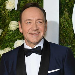 奥斯卡影帝凯文·史派西丑闻代价惨重，无家可归生活揭秘！