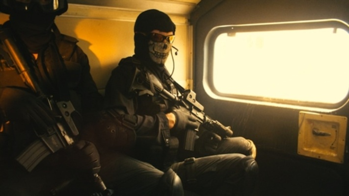 女歌手因PTSD拒绝《COD》合作：射击恐惧成新挑战