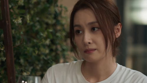 短剧女星剧组杀生争议发酵，网友热议两极分化现象引发关注