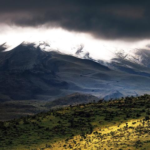 iPhone 17系列热销千万,创纪录销量刷新市场新高度 iPhone 17系列热销千万,创纪录销量刷新市场新高度