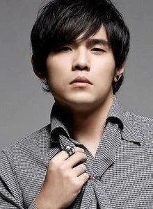 《笑傲家族巅峰》李顺载演绎《搞笑一家人》温情爷爷