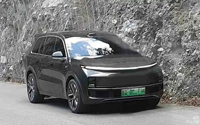 友商致敬理想L9，i6全尺寸SUV抄袭风波再起