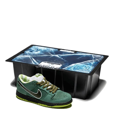 耐克球鞋内置电池玩转游戏，电视连接新体验