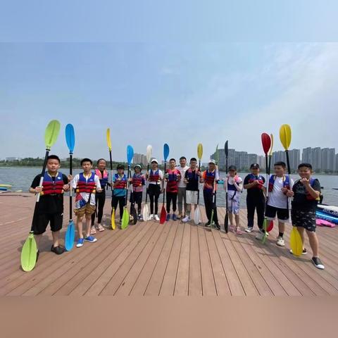 2025年还在找硬核跑酷单机？这5款小众神作把爽感玩出了新高度