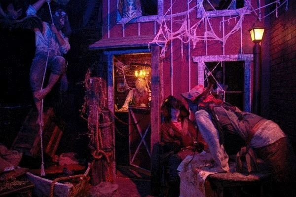 惊悚邂逅:揭秘“燃烧矿镇”尸鬼惊魂夜 惊悚邂逅:揭秘“燃烧矿镇”尸鬼惊魂夜