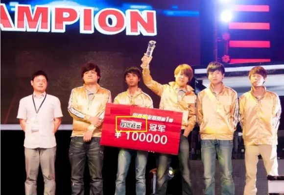 传奇再现！CS1.6不灭之战，KK平台庆CNCS二十周年盛典