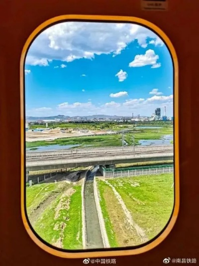 高铁路过桂林全车厢突然沸腾？玩家视角拆解「移动观景台」的隐藏爽点