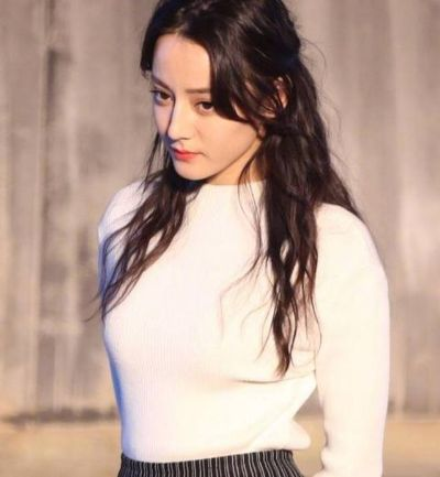 迪丽热巴30岁巅峰美态,一腚绝技惊艳再现! 迪丽热巴30岁巅峰美态,一腚绝技惊艳再现!