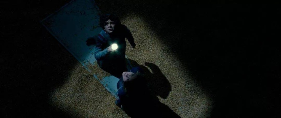 夜班惊魂，司机驶入《寂静之路》恐怖深渊