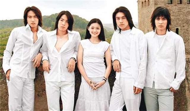 F4成员朱孝天被退,妻子回应引发热议,婚姻新考验浮出水面 F4成员朱孝天被退,妻子回应引发热议,婚姻新考验浮出水面