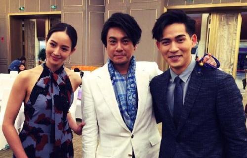 F4成员朱孝天被退,妻子回应引发热议,婚姻新考验浮出水面 F4成员朱孝天被退,妻子回应引发热议,婚姻新考验浮出水面