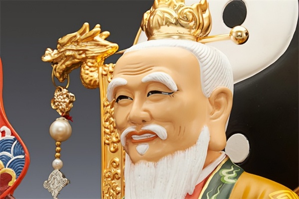 想知道虚月道君的秘密？看完这篇揭秘你就明白了！