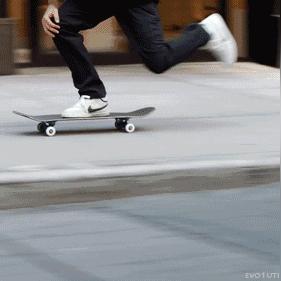 PS+会员独享首发，《Skate Story》M站80分，超现实滑板新体验！