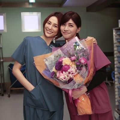 米仓凉子的游戏分身,比结婚更让玩家在意的,是那套不会失败的手术服 米仓凉子的游戏分身,比结婚更让玩家在意的,是那套不会失败的手术服