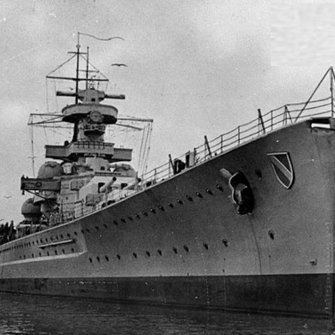 太空激战玩家都在藏的3个翻盘套路，为什么你总输在舰载机调度？