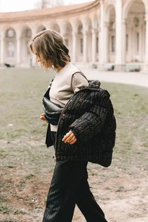 羽绒服映衬娇小**萌态**，寂静岭F加藤小夏美照曝光