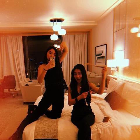 李连杰30年财富归零：收入全上交，利智成唯一受益者