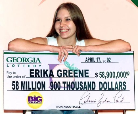 加拿大20岁少女独揽大奖,每周领1000加元,终身享财富盛宴 加拿大20岁少女独揽大奖,每周领1000加元,终身享财富盛宴