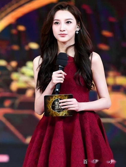 TGA荣耀主持,美女现场惊艳分享,荣耀时刻! TGA荣耀主持,美女现场惊艳分享,荣耀时刻!