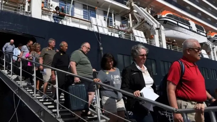 男子酒后丧命,邮轮冷藏室续航惊现悲剧 男子酒后丧命,邮轮冷藏室续航惊现悲剧