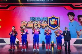 92岁奶奶电竞巅峰，勇夺《铁拳8》冠军创传奇