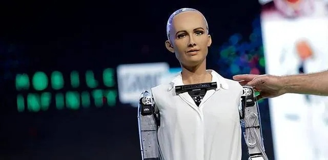 真人操控揭秘:澳洲聊天机器人真相曝光 真人操控揭秘:澳洲聊天机器人真相曝光